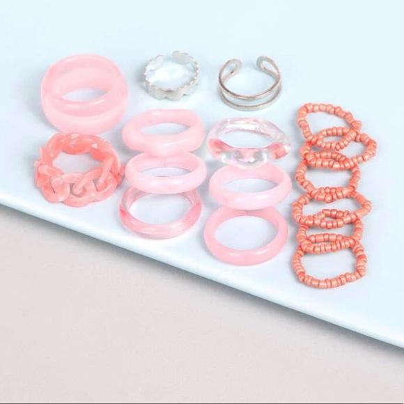 Pink Colorful Chunky Resin Ring 17 Pieces - Picture 2 of 4